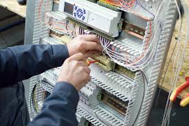 Best Circuit Breaker Installation and Repair  in Bellflower, CA